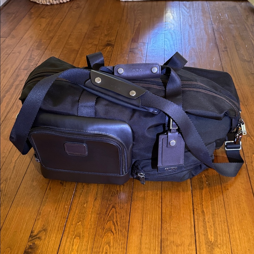 TUMI Alpha Bravo Grissom Black Brown Travel Satchel Carryon Suitcase